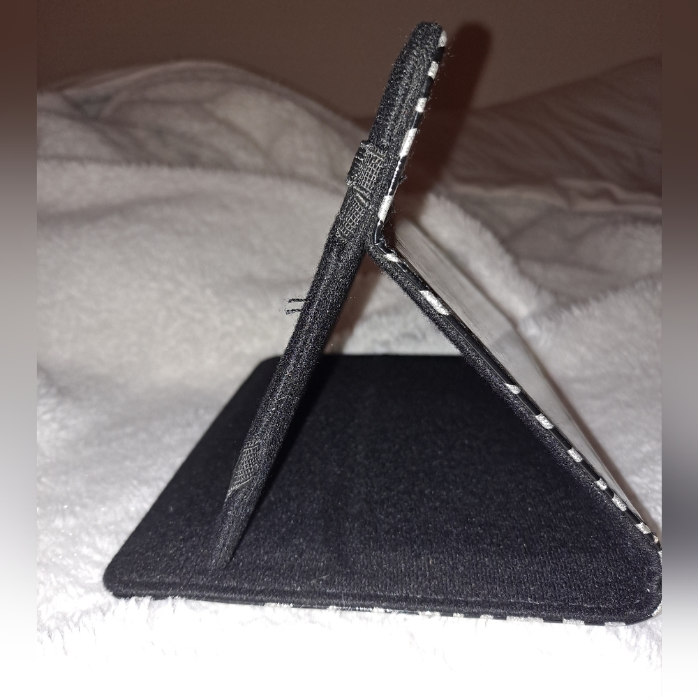 Tablet Case/Holder - Picture 4 of 7